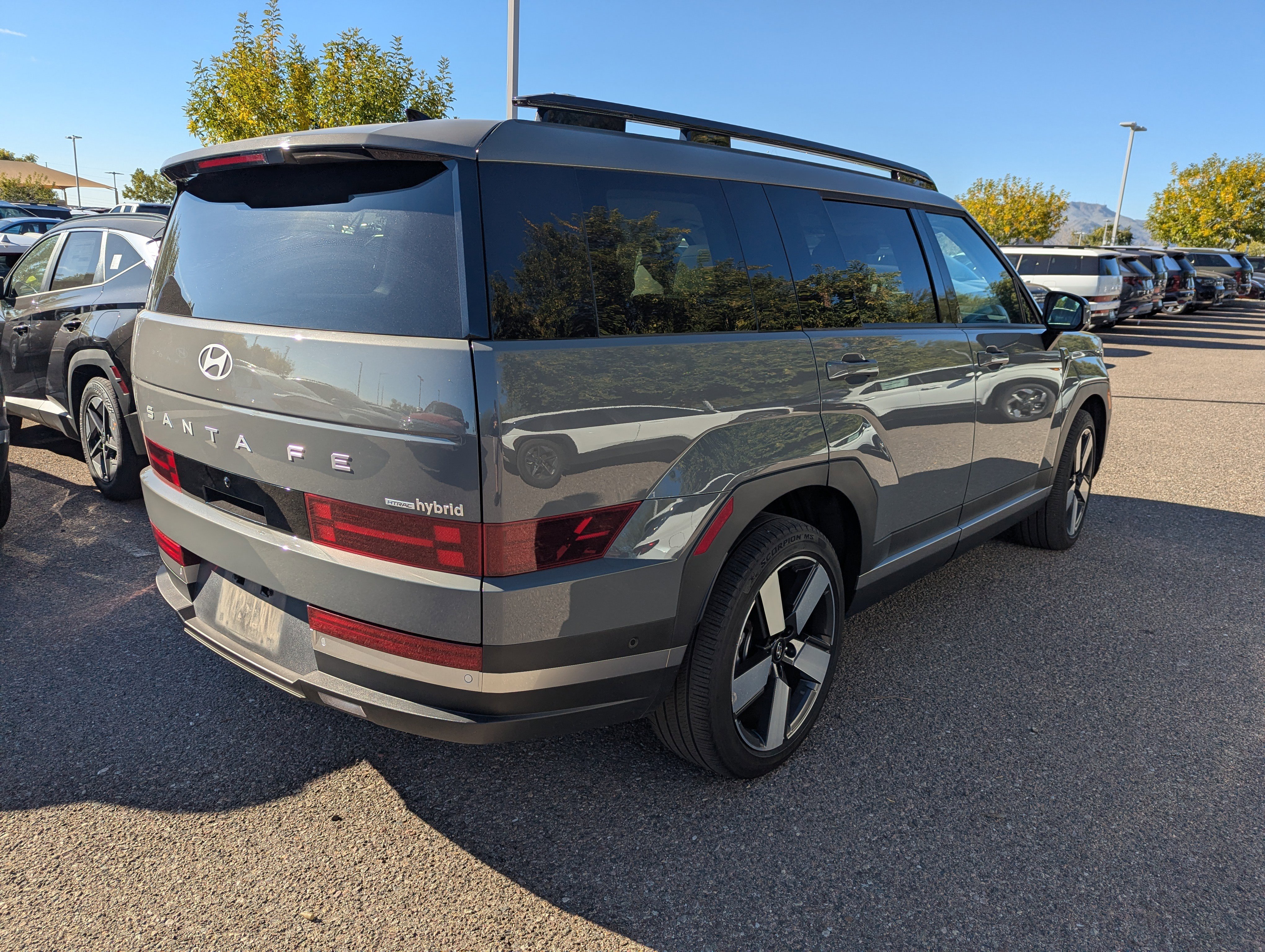 Used 2024 Hyundai Santa Fe Limited image 3