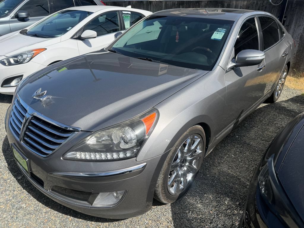 Used 2012 Hyundai Equus Signature RWD image 1