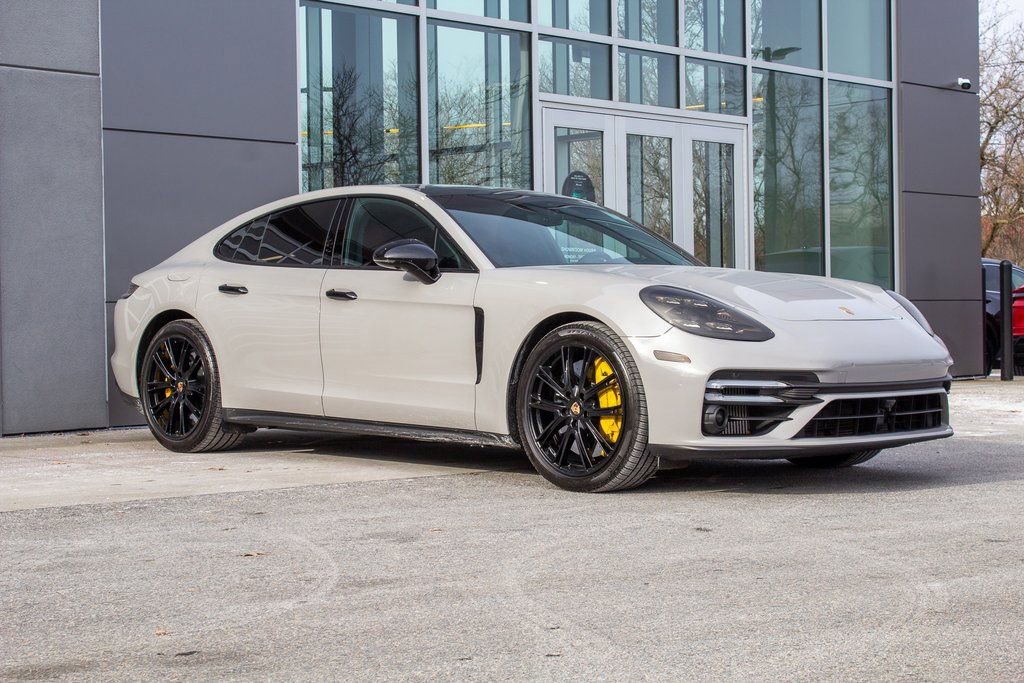 Used 2022 Porsche Panamera Turbo S image 3