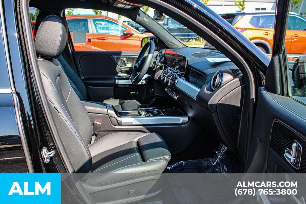 Used 2024 Mercedes-Benz EQB 250+ image 19