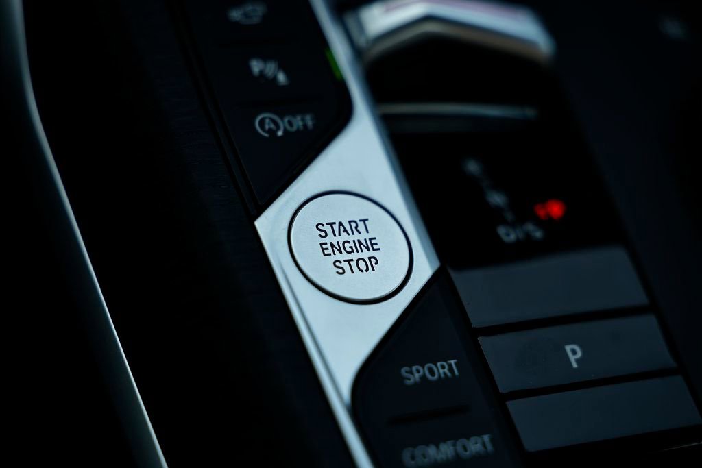 New 2026 BMW 330i Sedan w/ M Sport Package image 40