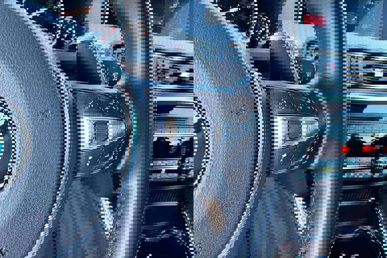 Used 2018 BMW 650i Convertible image 23