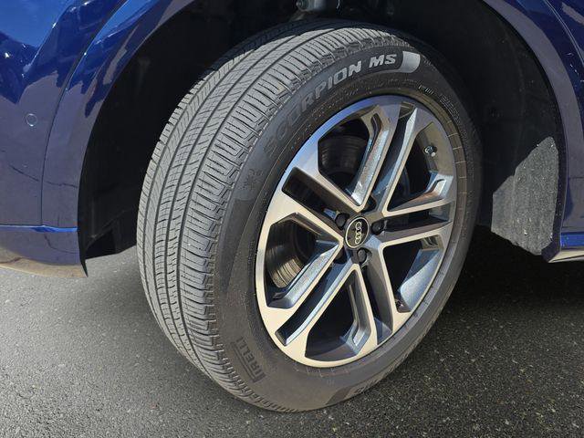 Certified 2025 Audi Q5 Premium w/ Convenience Package AWD/4WD image 36