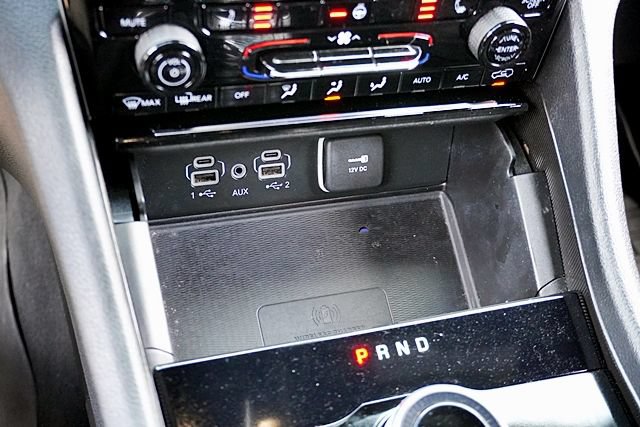 Used 2023 Jeep Grand Cherokee L Altitude AWD/4WD image 31