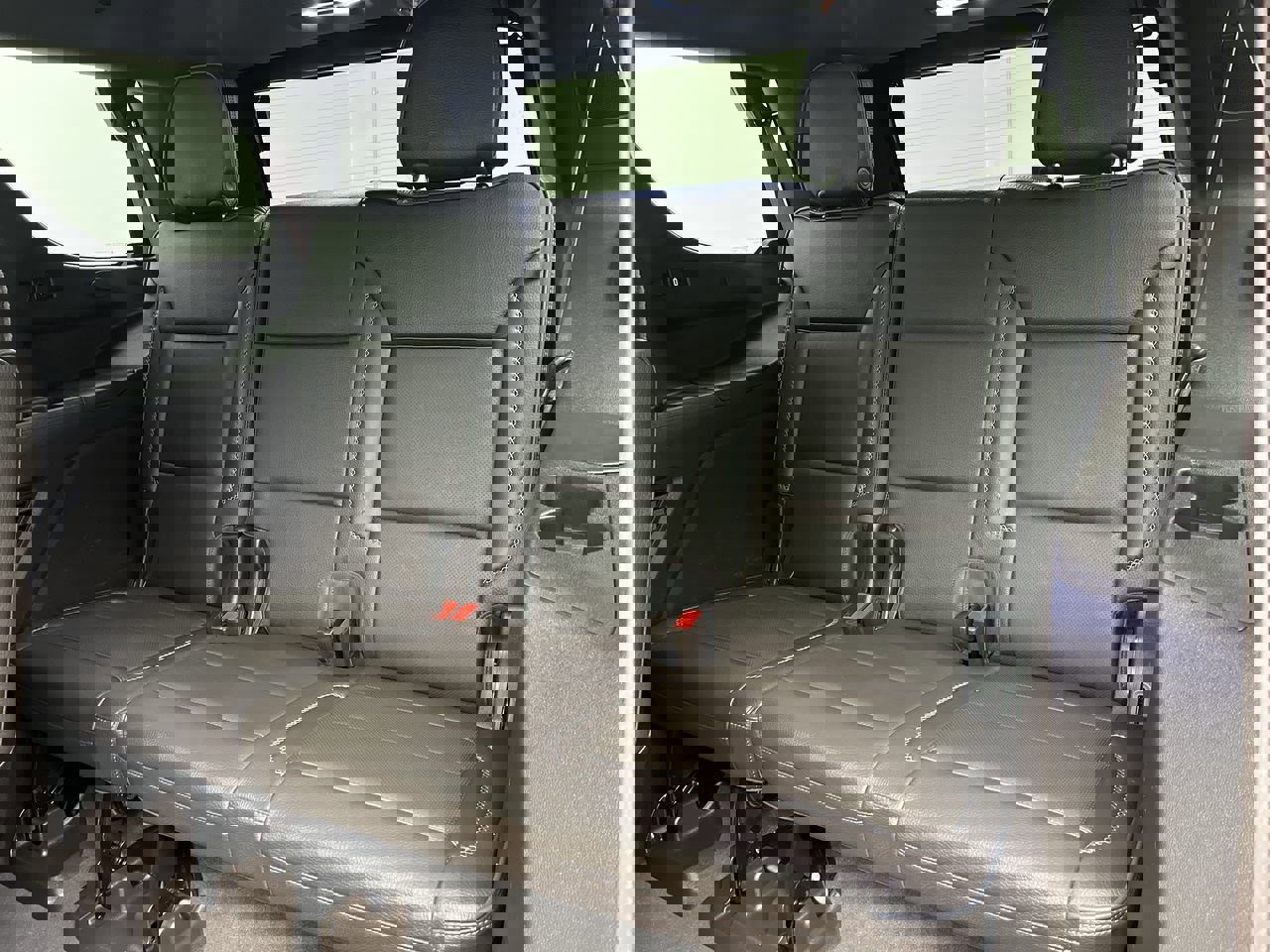 Certified 2021 GMC Yukon Denali w/ Denali Premium Package AWD/4WD image 16