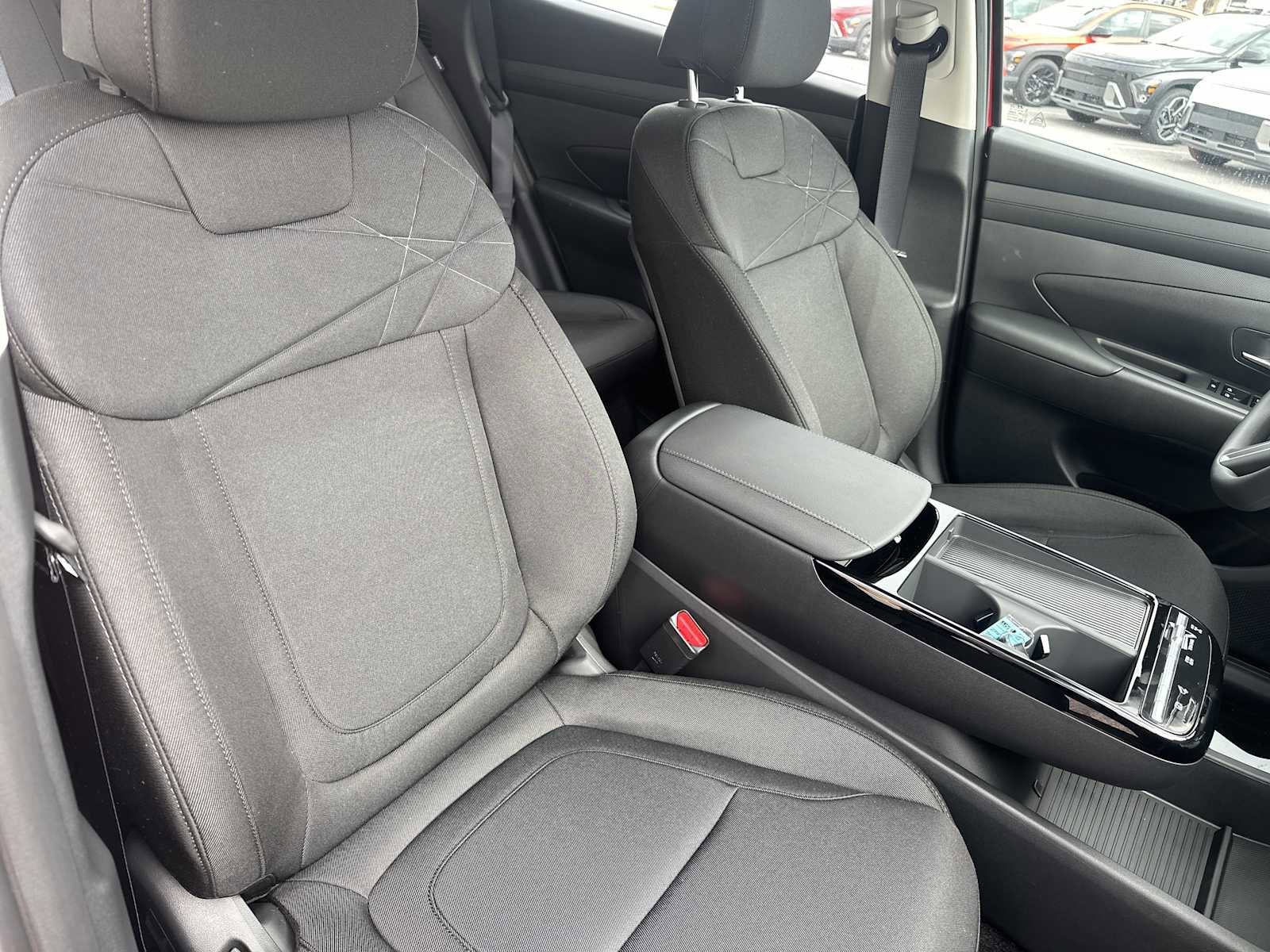 New 2026 Hyundai Tucson Blue SE image 24