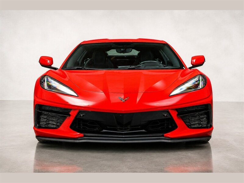 Used 2022 Chevrolet Corvette Stingray Coupe w/ Z51 2LT w/ Z51 Performance Package RWD image 4