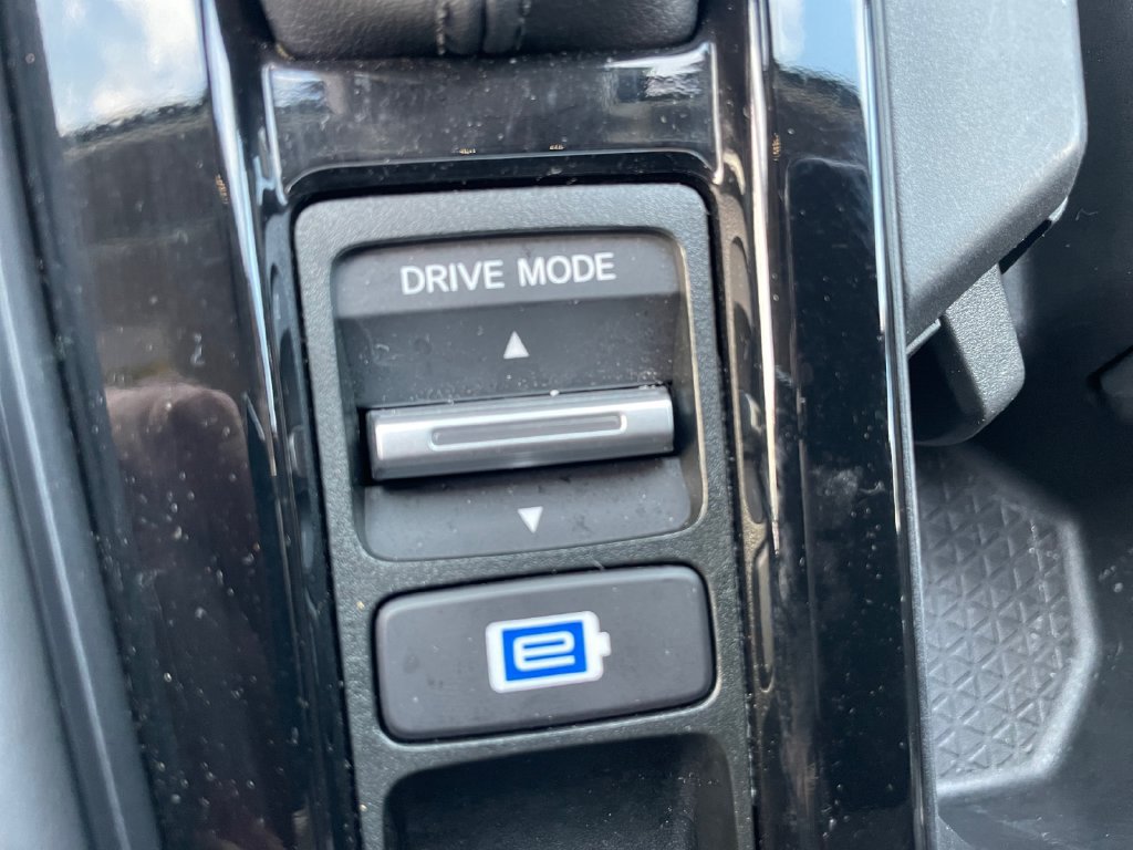 Used 2025 Honda Accord Touring image 40