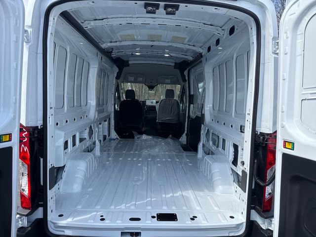 New 2026 Ford Transit 250 148 Medium Roof image 11