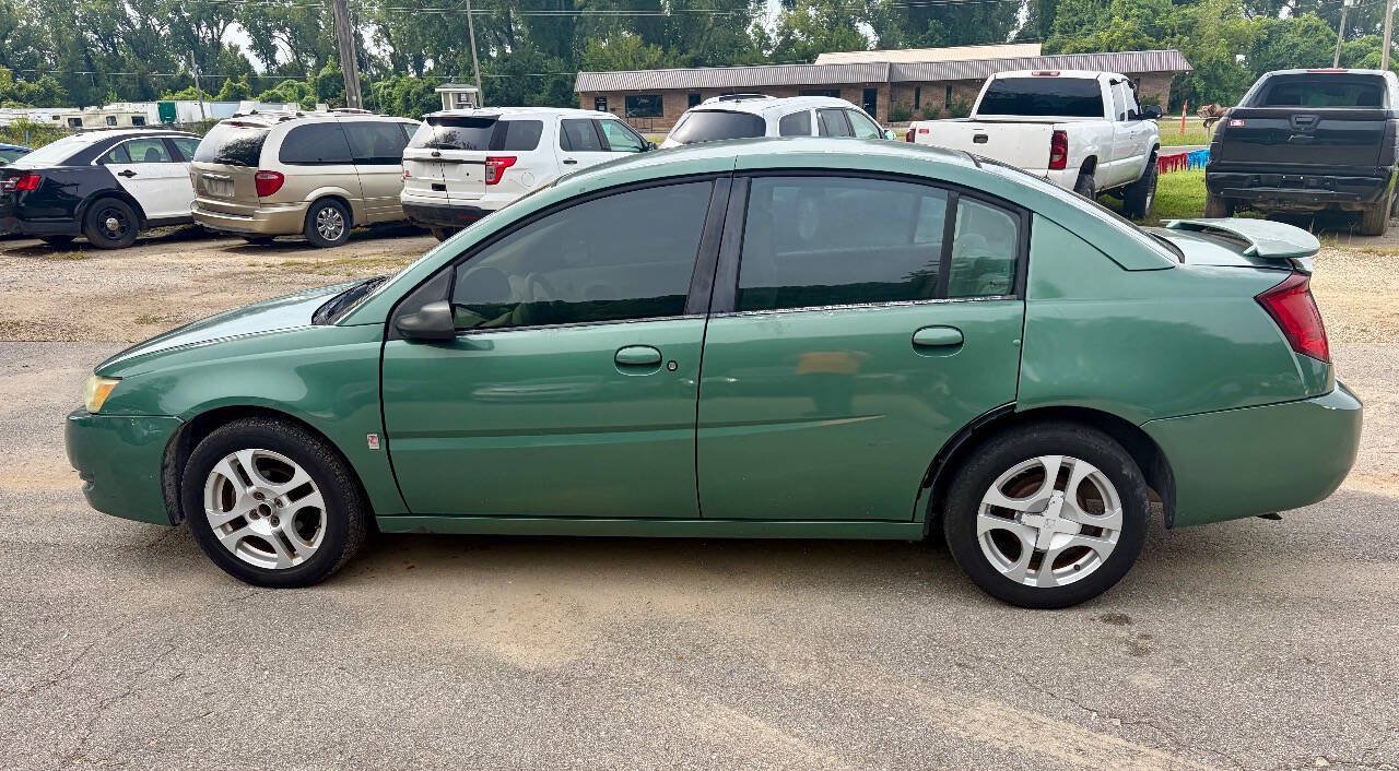 Used 2003 Saturn ION Level 3 w/ Travel Pkg FWD image 2