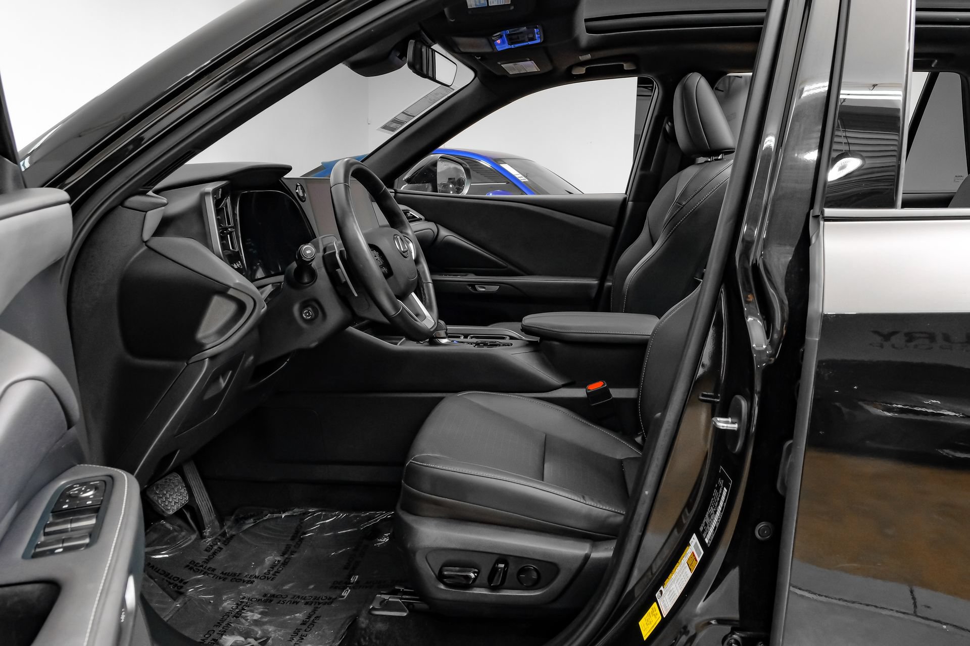 Used 2025 Lexus TX 350 FWD w/ Technology Package image 4