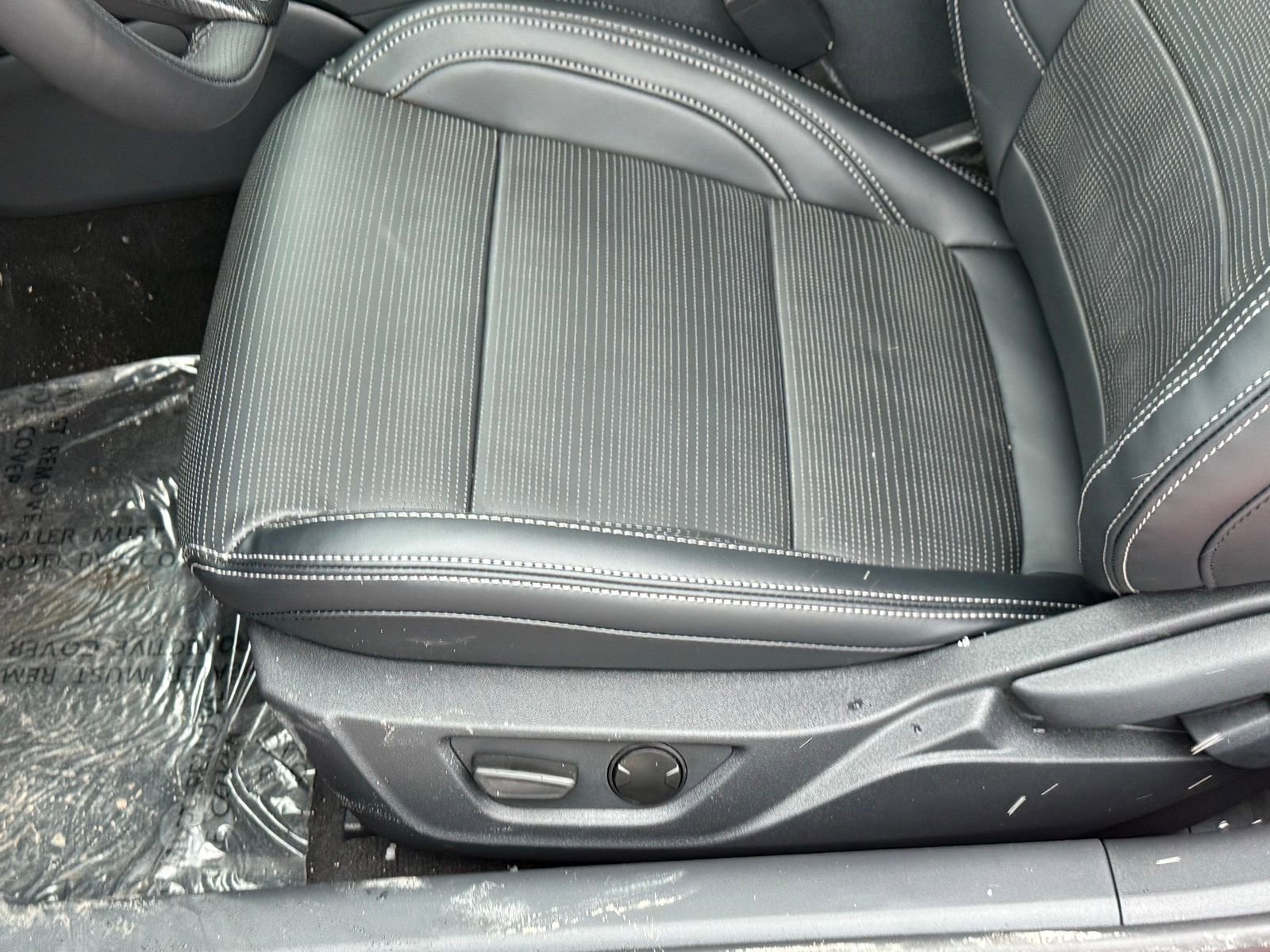 Used 2025 Ford Mustang GT Premium image 31