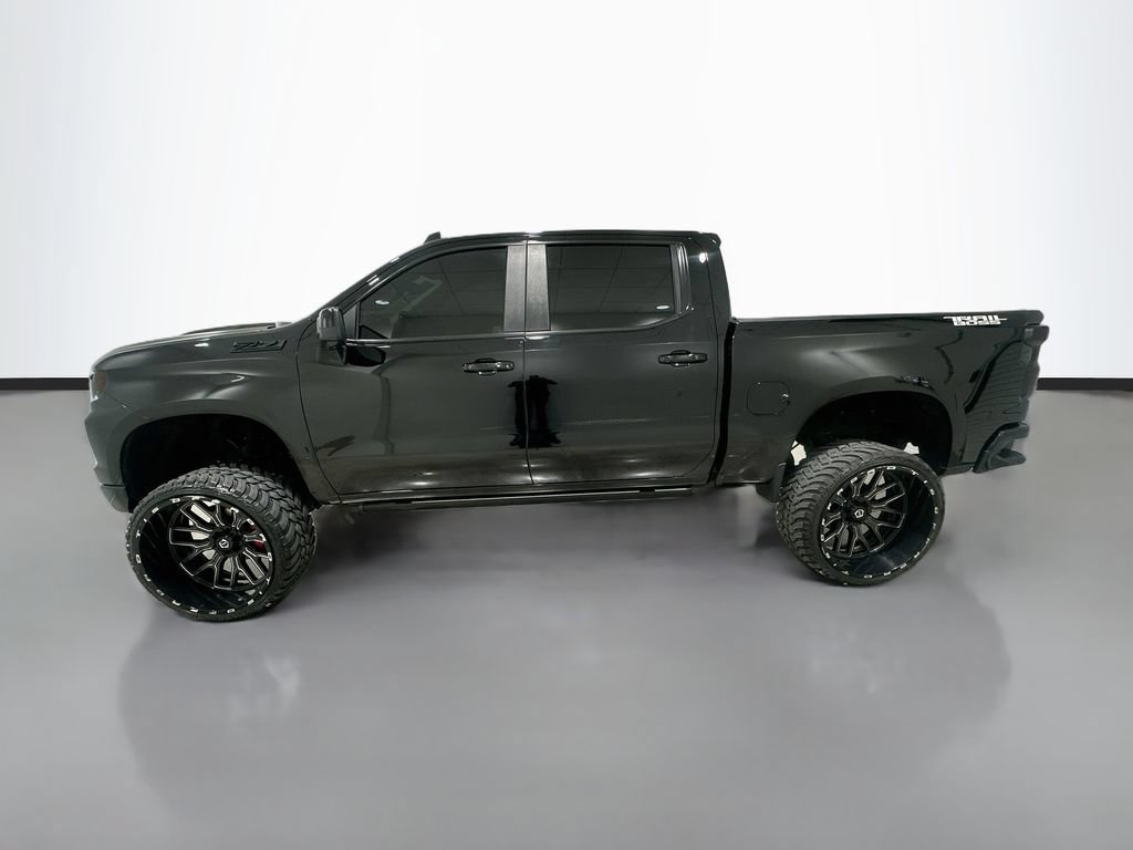 Used 2022 Chevrolet Silverado 1500 LT Trail Boss w/ Convenience Package II AWD/4WD image 4