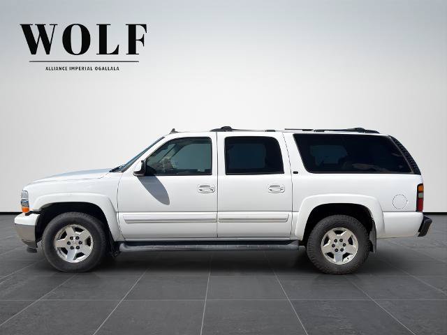 Used 2006 Chevrolet Suburban LT w/ Preferred Equipment Group AWD/4WD image 3