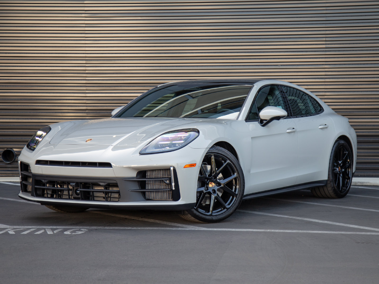 New 2026 Porsche Panamera