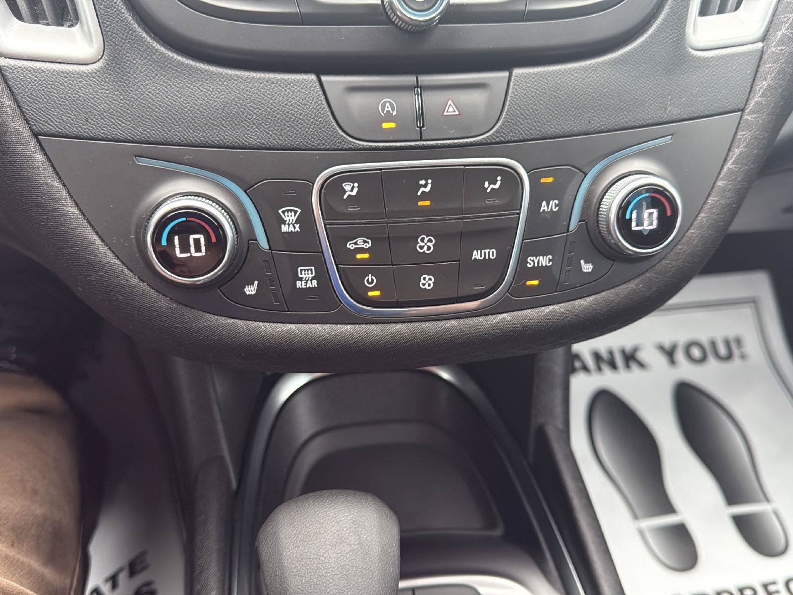 Used 2024 Chevrolet Malibu LT FWD image 17