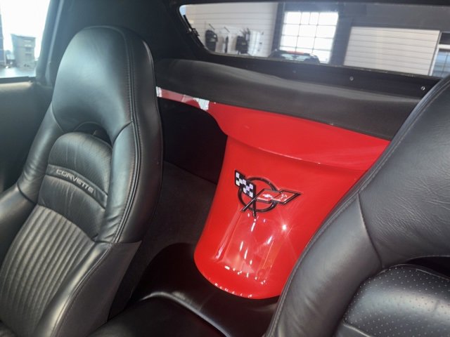 Used 2001 Chevrolet Corvette Convertible w/ Preferred Equipment Group2 image 17