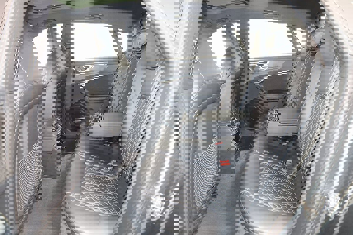 Used 2022 Audi S7 Prestige w/ Prestige Package image 56