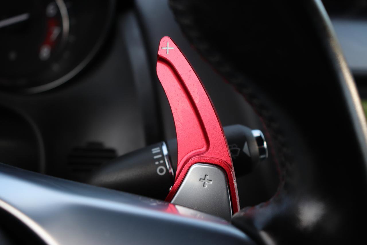 Used 2020 Jaguar F-TYPE Checkered Flag image 24