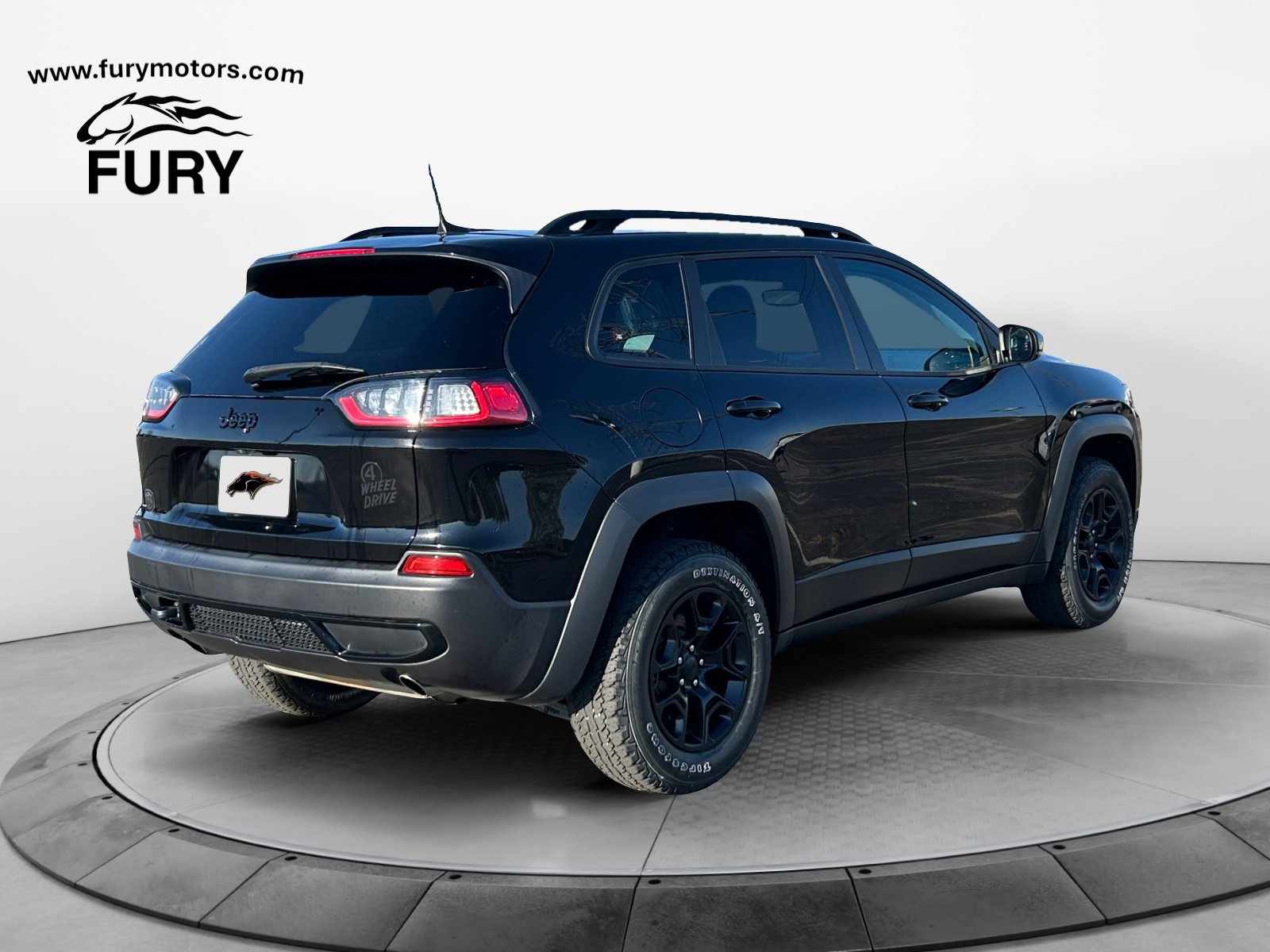 Used 2022 Jeep Cherokee Latitude AWD/4WD image 4