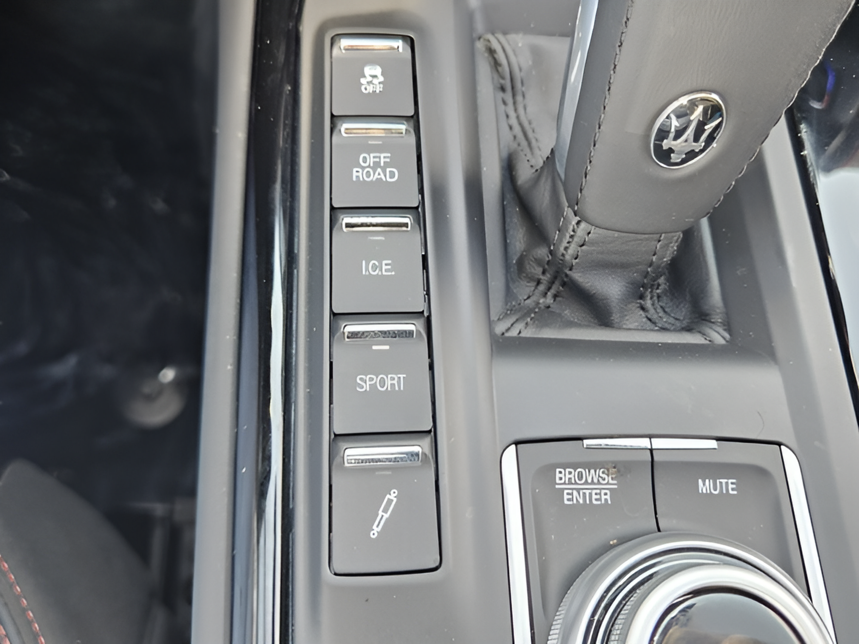 Used 2024 Maserati Levante Modena Ultima AWD/4WD image 26