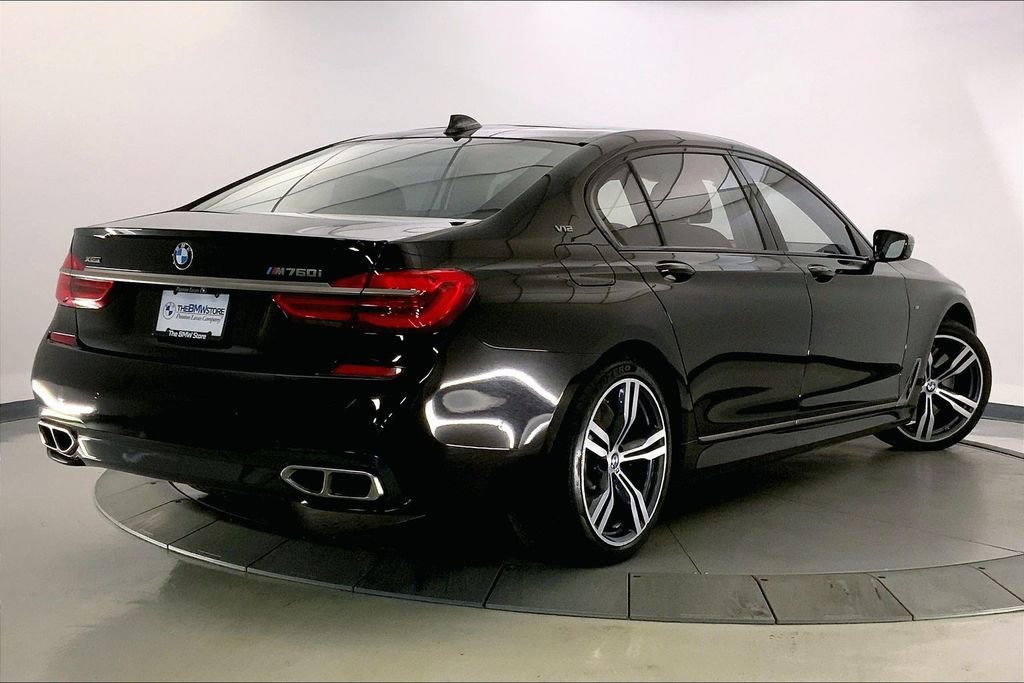 Used 2019 BMW M760i xDrive w/ Luxury Rear Seating Package image 12