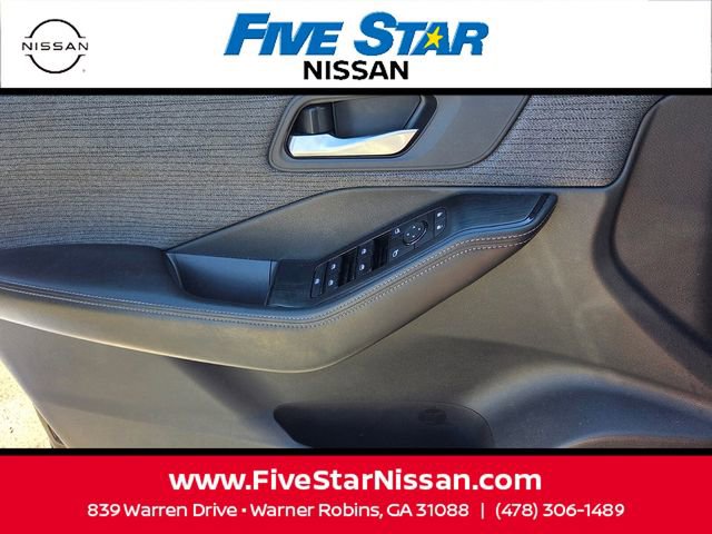 Used 2022 Nissan Rogue SV image 27