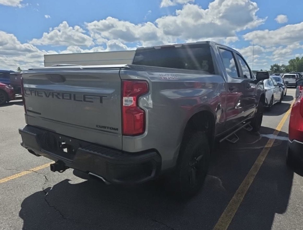 Used 2020 Chevrolet Silverado 1500 Custom Trail Boss w/ Custom Convenience Package AWD/4WD image 5