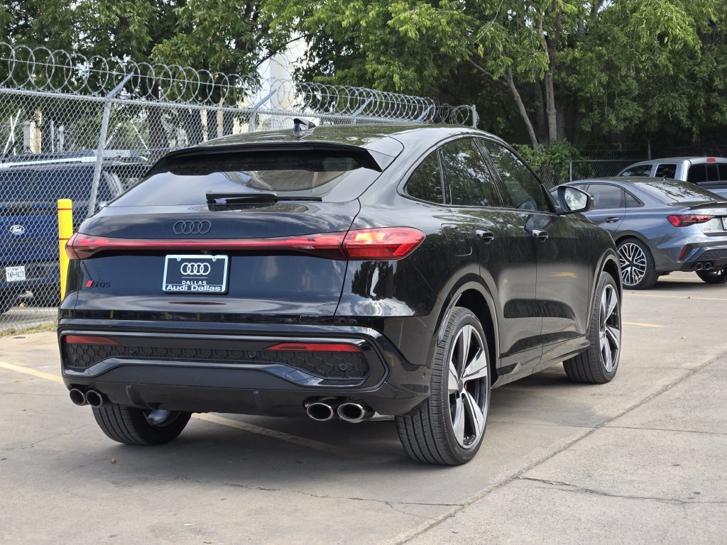 New 2026 Audi SQ5 Prestige AWD/4WD image 8