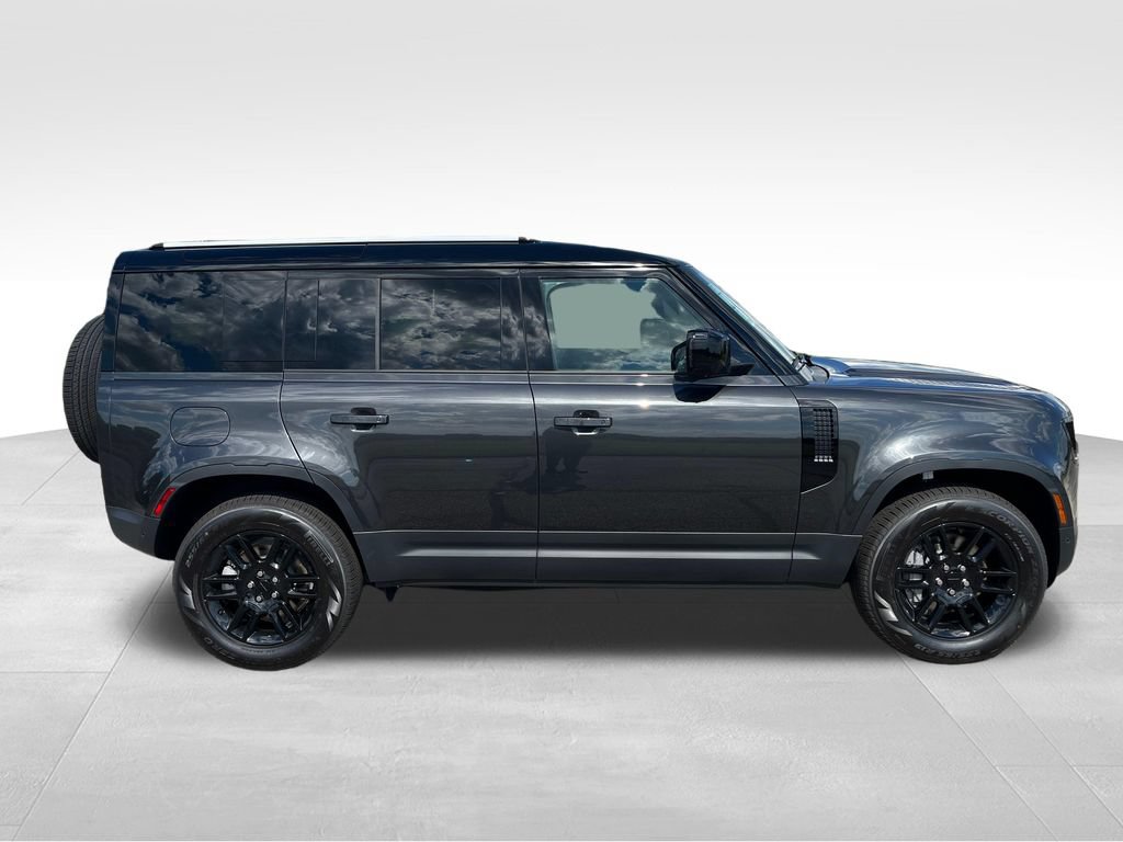 New 2026 Land Rover Defender 110 S AWD/4WD image 6