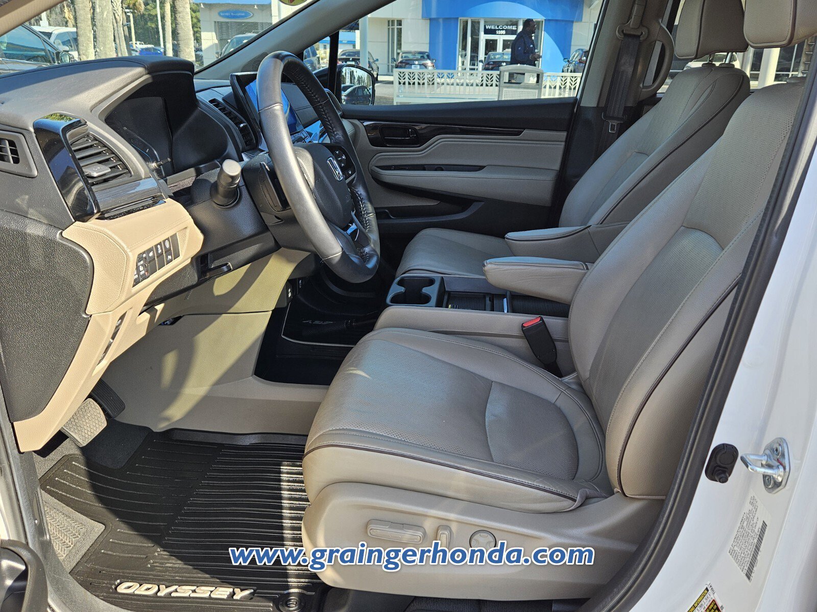 Certified 2024 Honda Odyssey Elite image 10