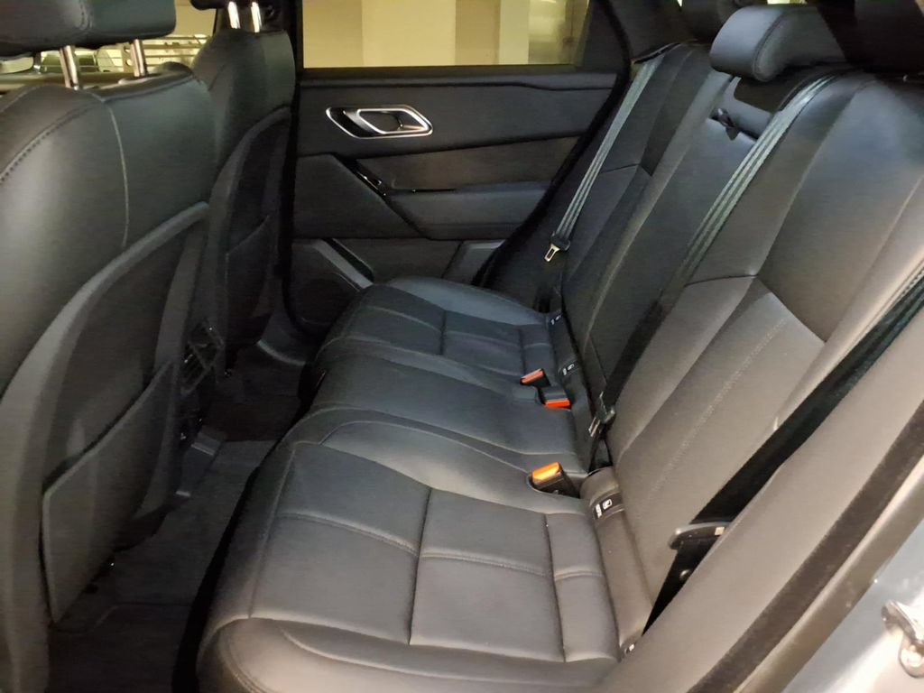 Used 2026 Land Rover Range Rover Velar Dynamic SE AWD/4WD image 7