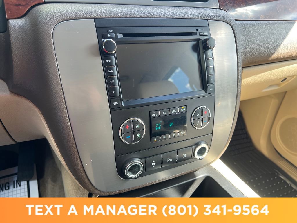 Used 2011 GMC Yukon XL SLT w/ SLT-2 Equipment Package image 16