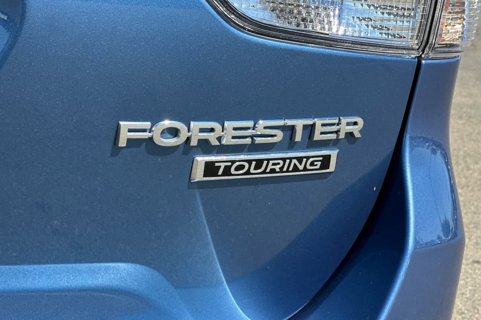Used 2024 Subaru Forester Touring AWD/4WD image 34