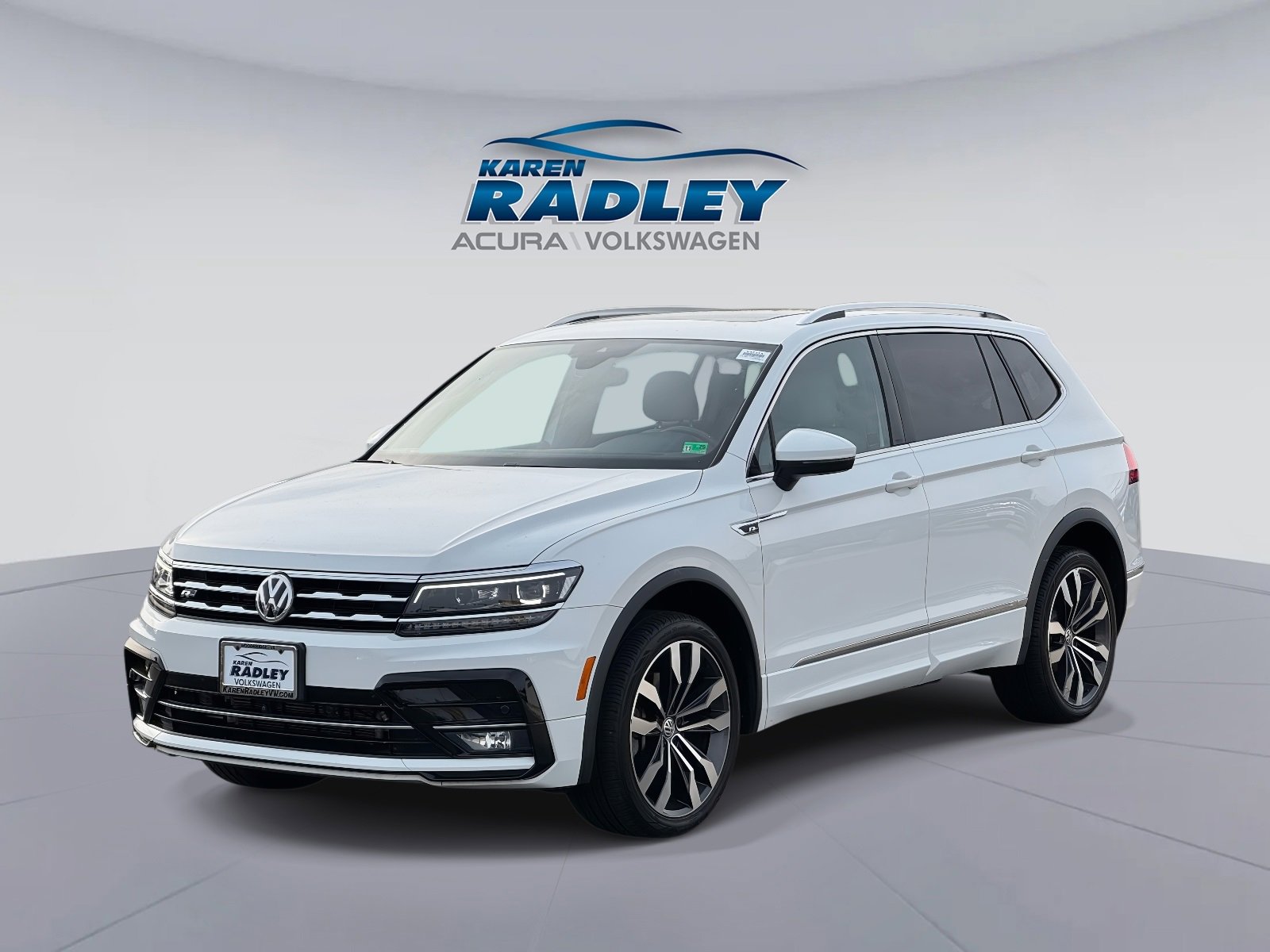 Certified 2021 Volkswagen Tiguan SEL Premium R-Line image 5