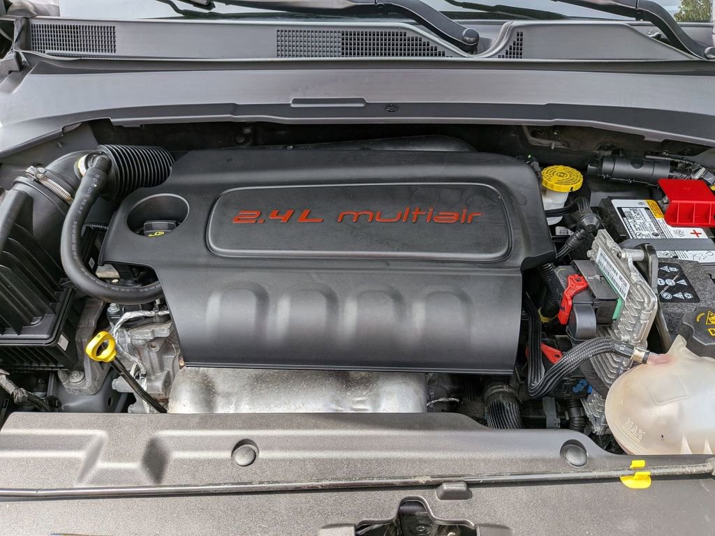 Used 2022 Jeep Compass Limited AWD/4WD image 25
