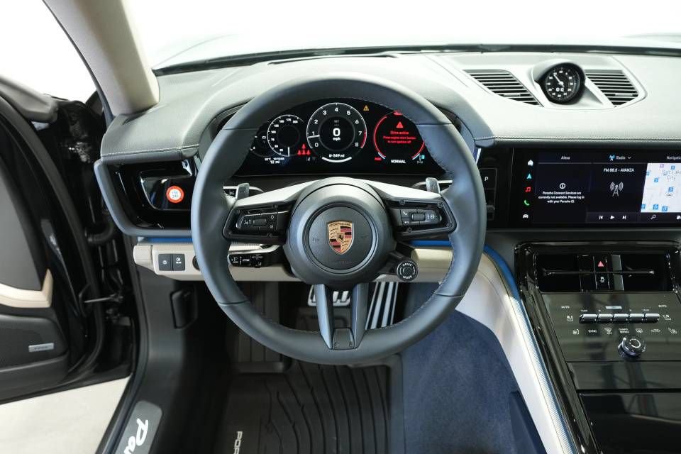 New 2026 Porsche Panamera 4 AWD/4WD image 13