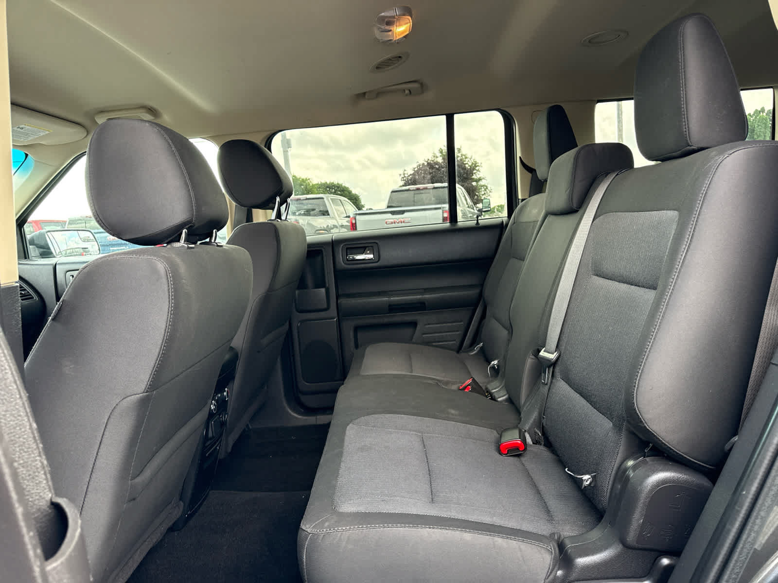 Used 2019 Ford Flex SE FWD image 21