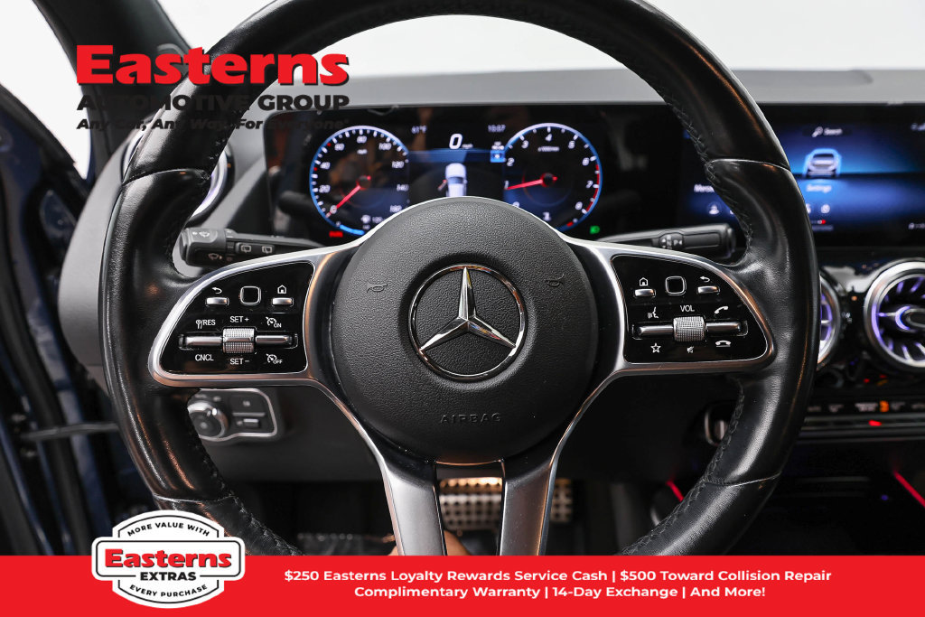 Used 2023 Mercedes-Benz GLA 250 4MATIC image 11