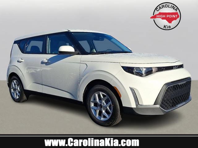 New 2025 Kia Soul LX