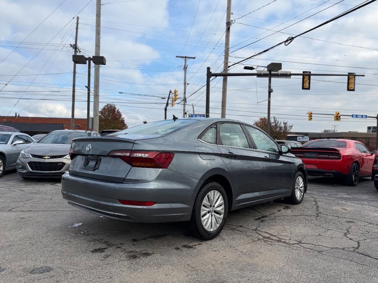 Used 2019 Volkswagen Jetta R-Line image 3