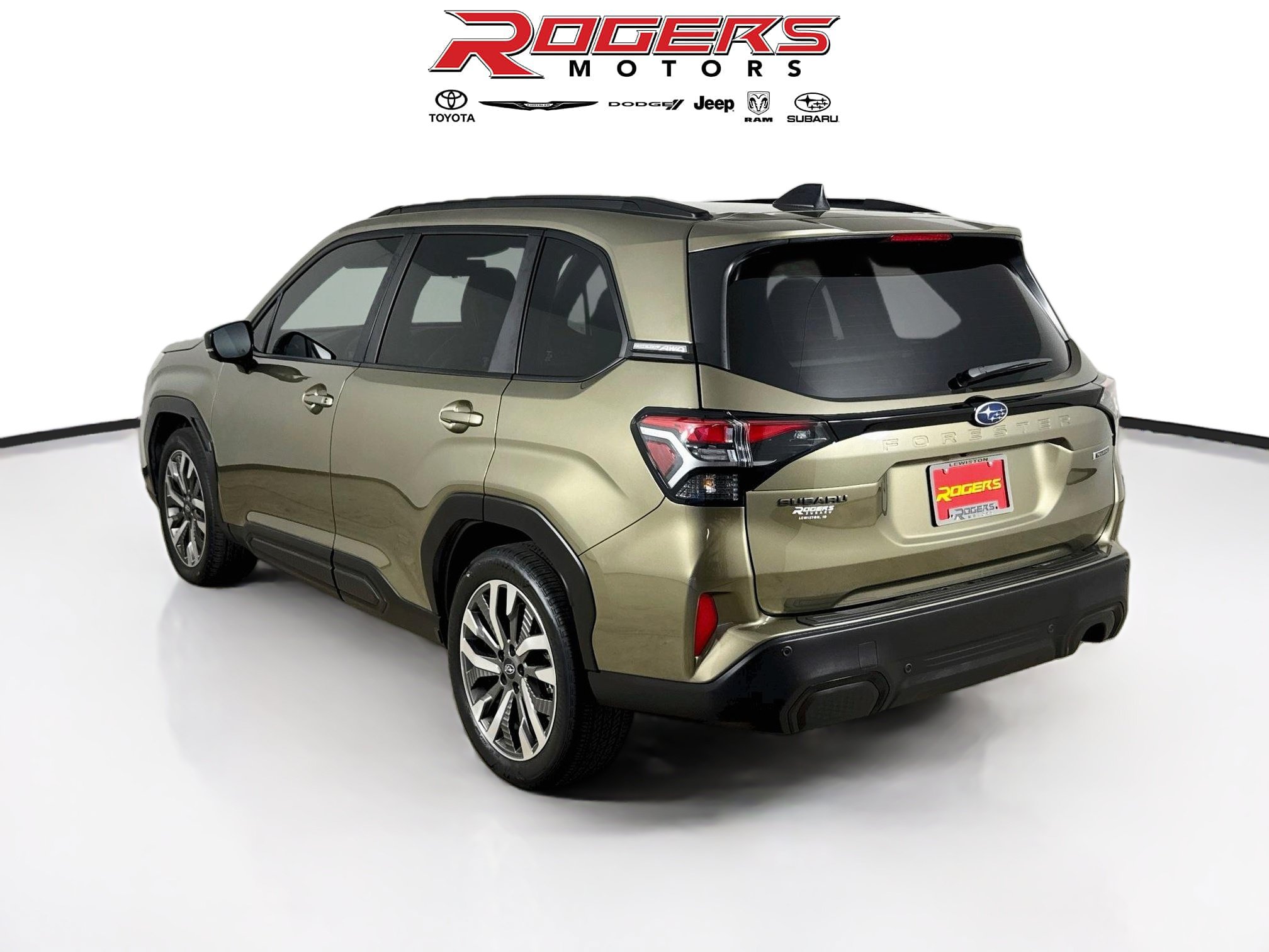 Certified 2025 Subaru Forester Touring AWD/4WD image 6