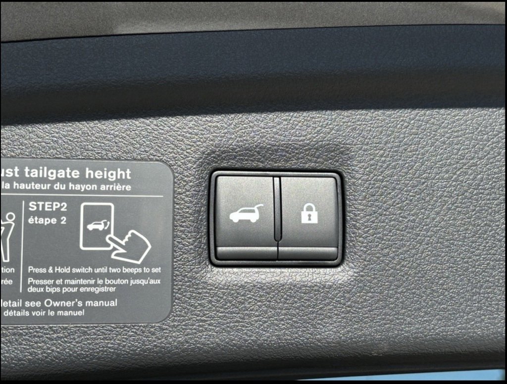 New 2025 INFINITI QX50 Pure image 7