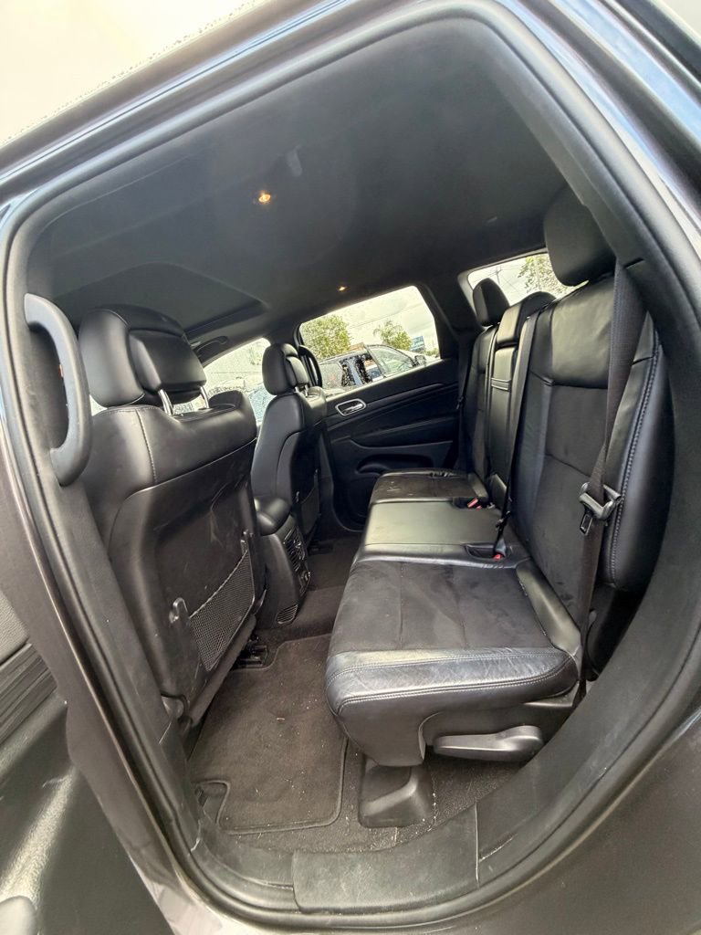 Used 2021 Jeep Grand Cherokee Laredo X image 9