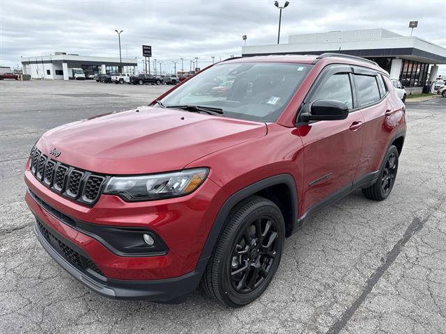 Used 2025 Jeep Compass Latitude w/ Altitude Special Edition AWD/4WD image 3