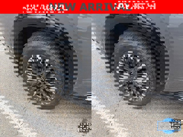 Used 2026 Nissan Rogue Platinum w/ Platinum Premium Package image 9