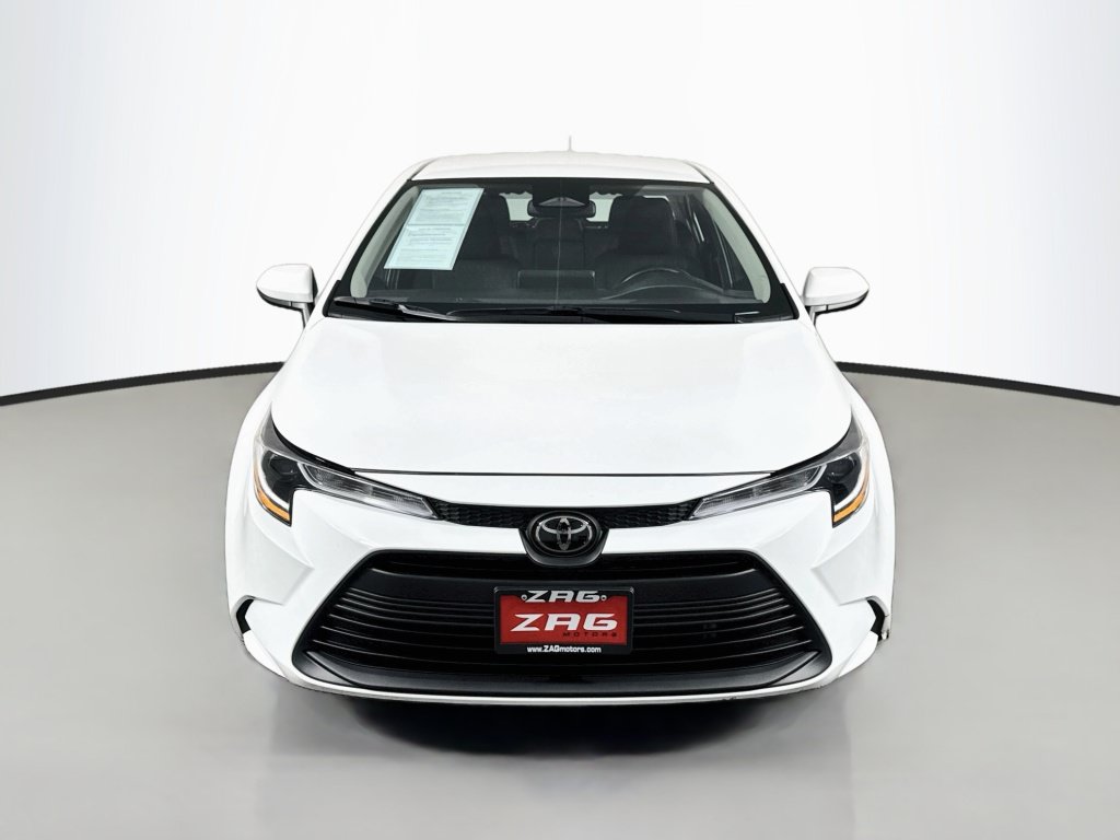 Used 2025 Toyota Corolla LE FWD image 8
