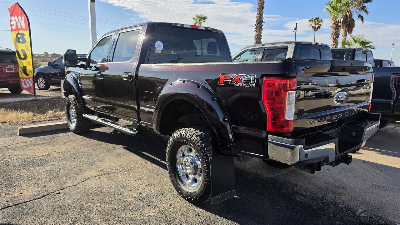 Used 2019 Ford F250 XLT w/ XLT Value Package AWD/4WD image 3