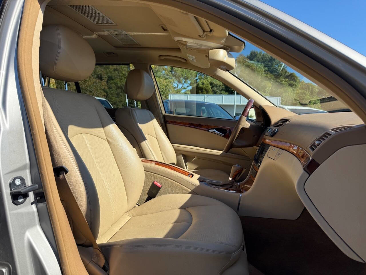 Used 2008 Mercedes-Benz E 350 4MATIC Wagon w/ Premium Pkg 2 image 17