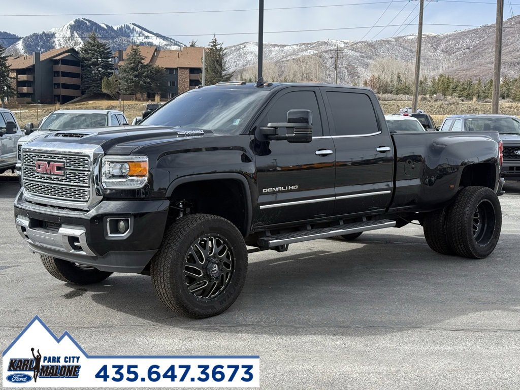 Used 2019 GMC Sierra 3500 Denali w/ Duramax Plus Package image 2
